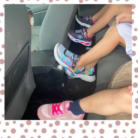 geur wandelen Fauteuil KC Photoblog: Een gezellig drukke zondag & Nieuwe schoenen voor de meisjes!  - Kelly Caresse